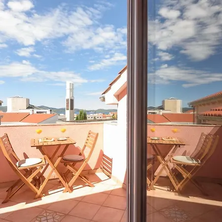 Sunset View Апартаменты *